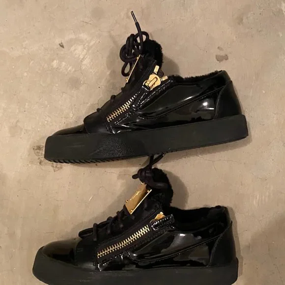 Authentic Giuseppe Zanotti Sneakers with Gold Plate and Fur (Size 35, US5) - Picture 4 of 7